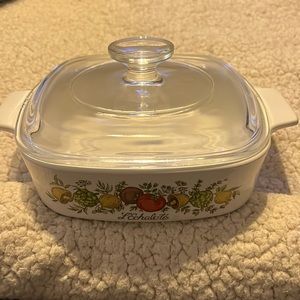 Vintage Corning Ware “Spice of Life” 1 Quart with lid.